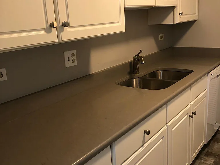 800 N Lakeside Dr #2C — Photo 6