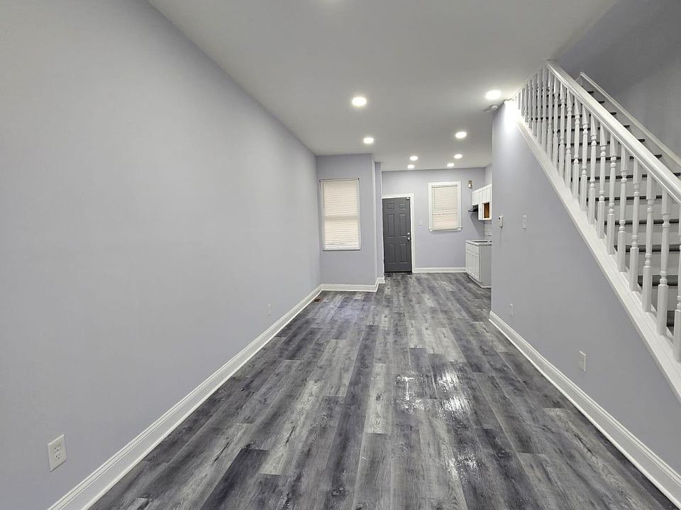 1st image of 2341 N Beechwood St