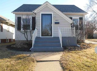 802 20th Ave, Moline, IL 61265