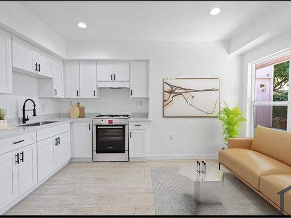 107 3rd St
