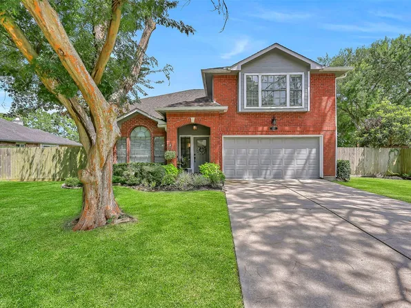 2205 S Mission Cir, Friendswood, TX 77546