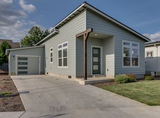 1038 Hatton Ave, Eugene, OR 97404
