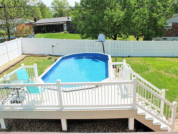 3rd image of 5240 Faro Dr