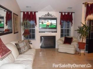 810 Honeybrook Cir, Stewartsville, NJ 08886