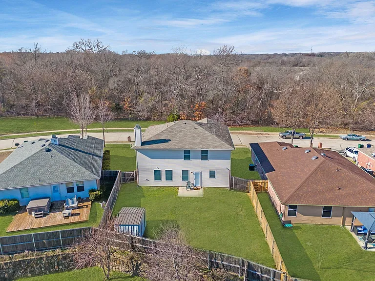 1312 Annalea Dr — Photo 5