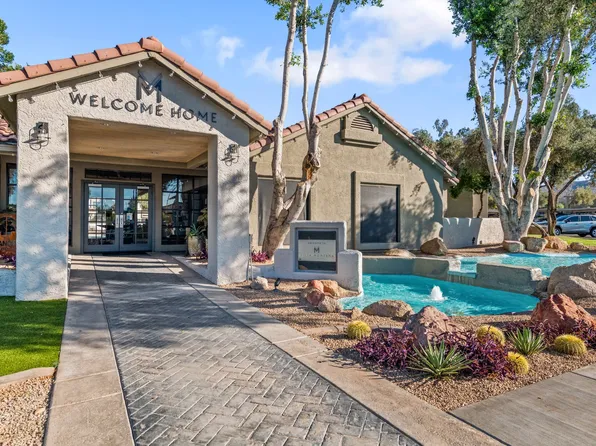 Villa Montana Apartments