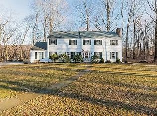 285 Senese Dr, Fairfield, CT 06824