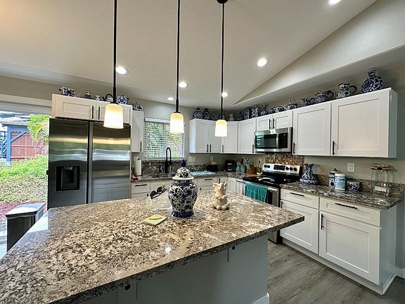 2nd image of 16-2096 Uilani Dr