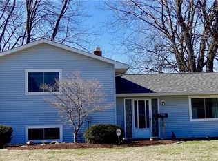 830 Valerie Ct, Eastlake, OH 44095