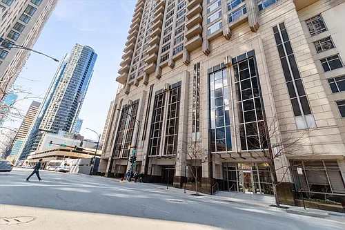 530 N Lake Shore Dr #2005 Photo 1