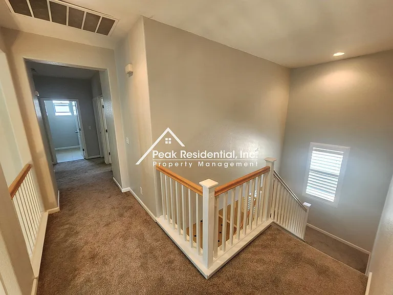 1119 Green Ridge Dr — Photo 12