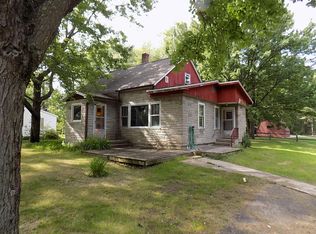 912 E Veteran St, Suring, WI 54174