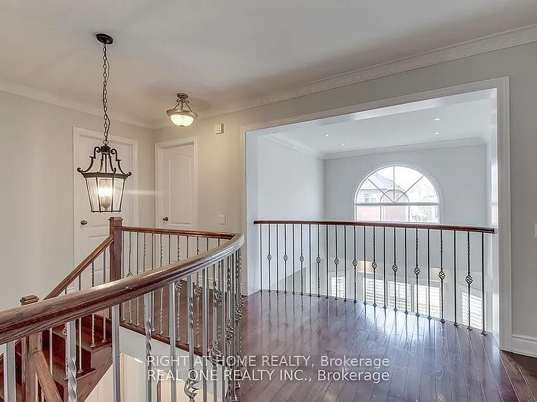 96 Spring Azure Cres — Photo 26