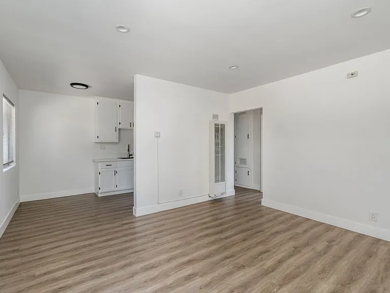 6115 Cherry Ave — Photo 8