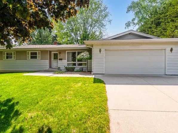 107 Moorland Drive, Markesan, WI 53946