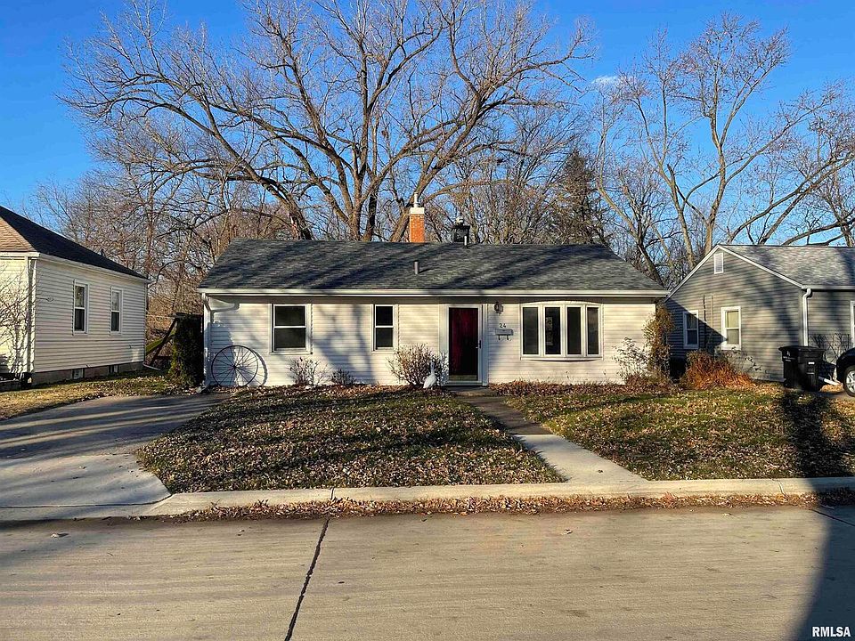 1st image of 24 Blackhawk Hills Dr