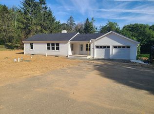 192 Mendham Rd E, Mendham, NJ 07945