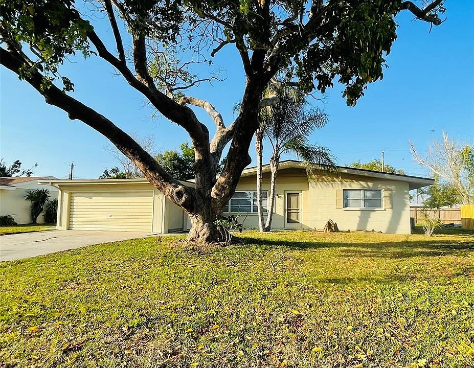 361 Sea Grape Rd