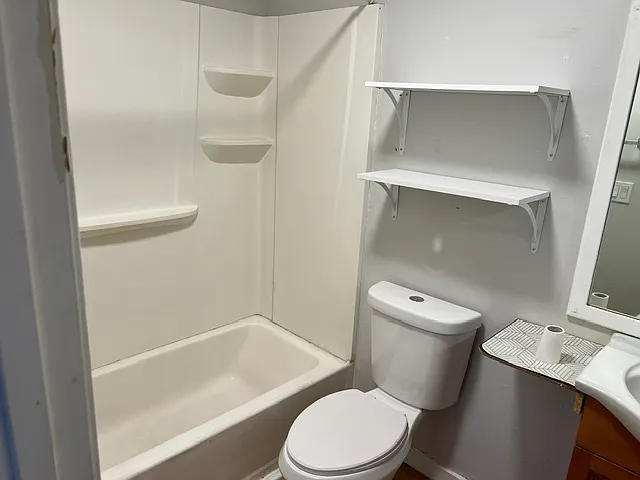 415 S Willard Ave #2 — Photo 3