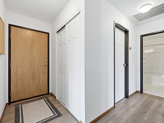 2nd image of 341 Prairiewood Cir S APT 301