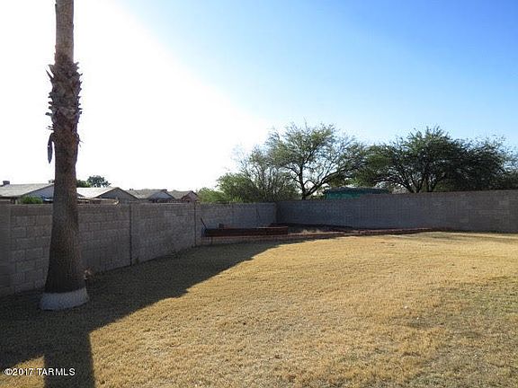 4th image of 5841 S Oaklands Dr