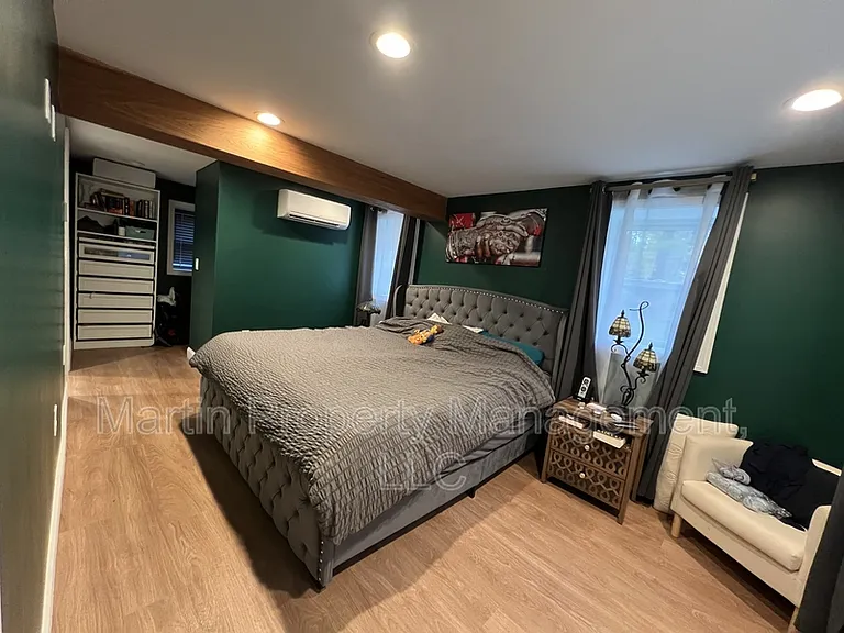 27 Burlington Rd — Photo 14