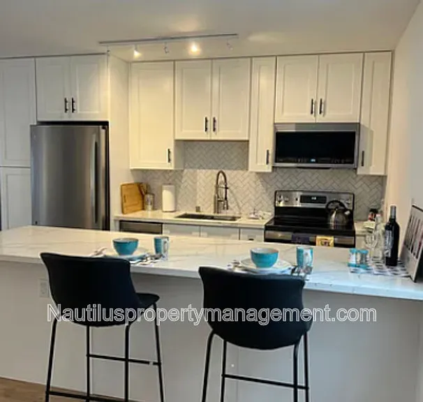 825 Balboa Ave #107 — Photo 6