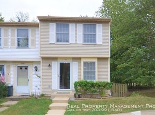 8763 Kanawha Ct, Lorton, VA 22079