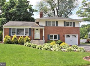 1890 North Dr, York, PA 17408