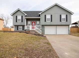 157 SE 1171st Rd, Knob Noster, MO 65336