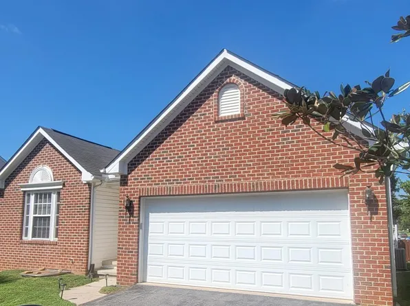 57 Houston St, Dover, DE 19901