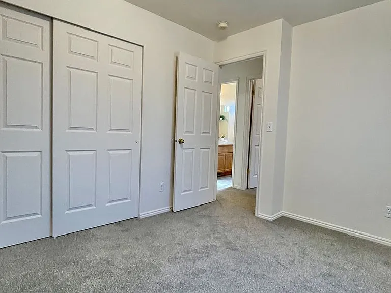 1516 S 4000 W — Photo 19