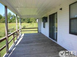 647 Elzie Williams Rd, Red Boiling Springs, TN 37150