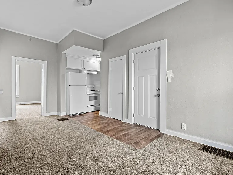 802 S Esplanade St #1 — Photo 5