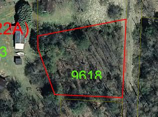 Bank St, Danbury, NC 27016