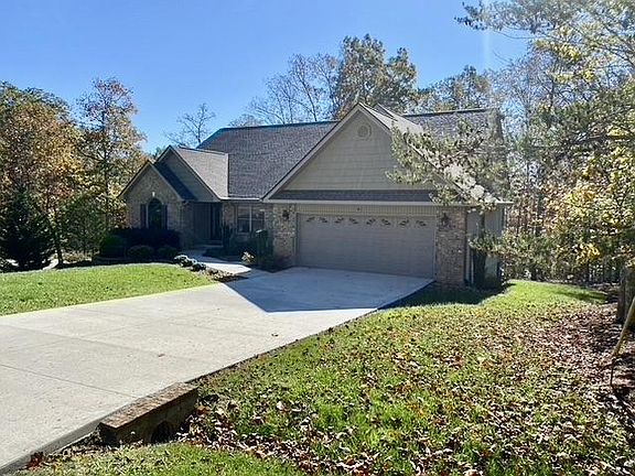 2nd image of 41 Kingsbury Cir