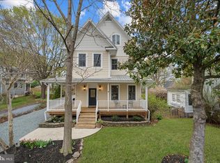 1715 S Nelson St, Arlington, VA 22204
