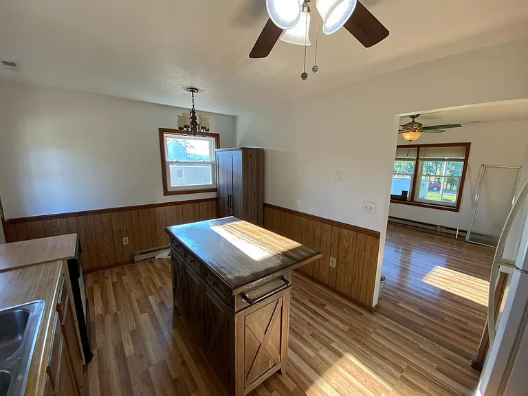 1819 Bishop Rd — Photo 10