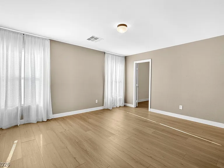 6117 Brenneman St — Photo 20