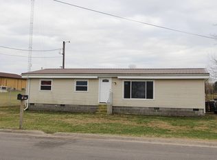 75 Market St, Lewisport, KY 42351