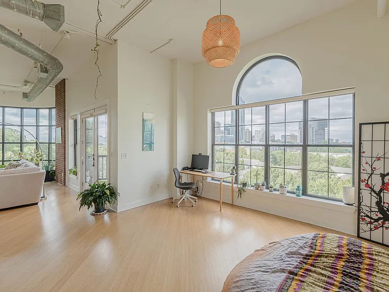 395 Central Park Pl NE #720 — Photo 19