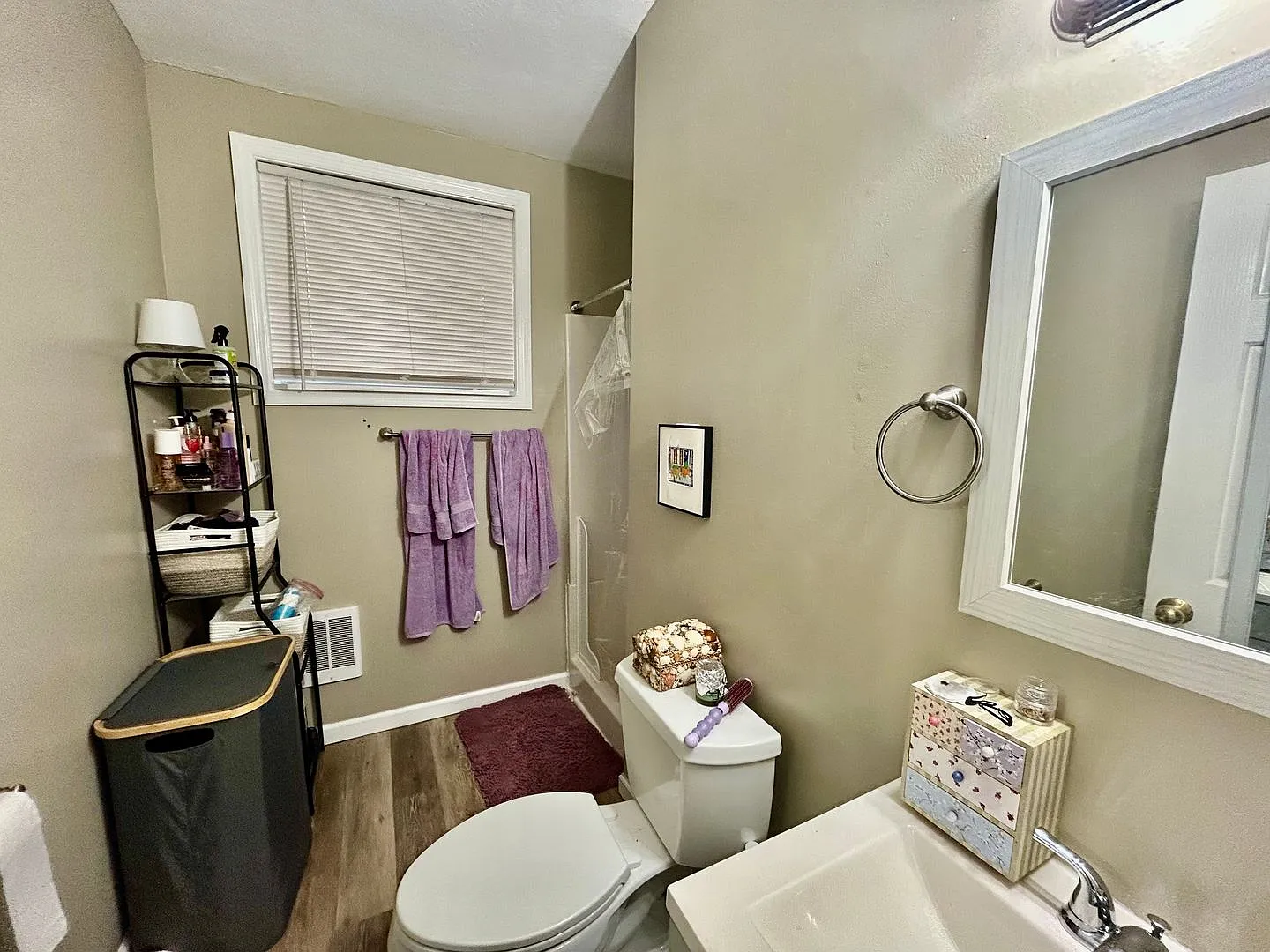 Studio Available for Pre-leasing! — Photo 4