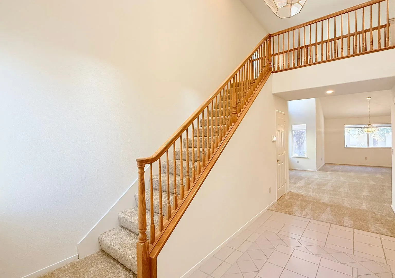 Move-in Ready, 3BD/2.5BA, Two-Story Townhome at Vista Pointe in San Ramon- Available NOW! — Photo 3