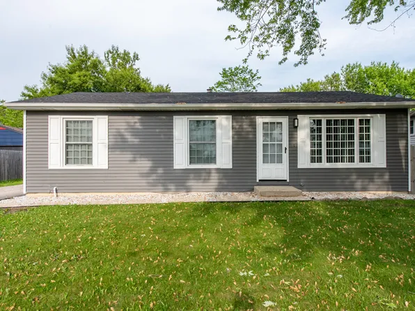 907 Lorelei Dr, Zion, IL 60099