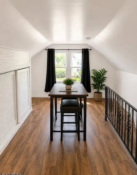 87 Grove Ave #3 — Photo 2
