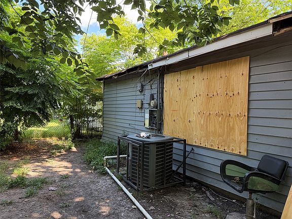 5th image of 5226 Pensdale St