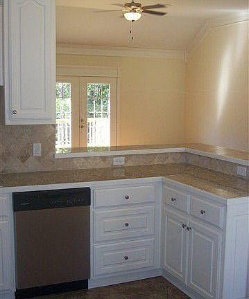 Kitchen open to the livingroom