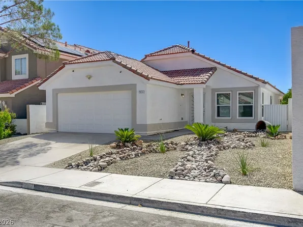 7313 Silver Ridge Dr, Las Vegas, NV 89128