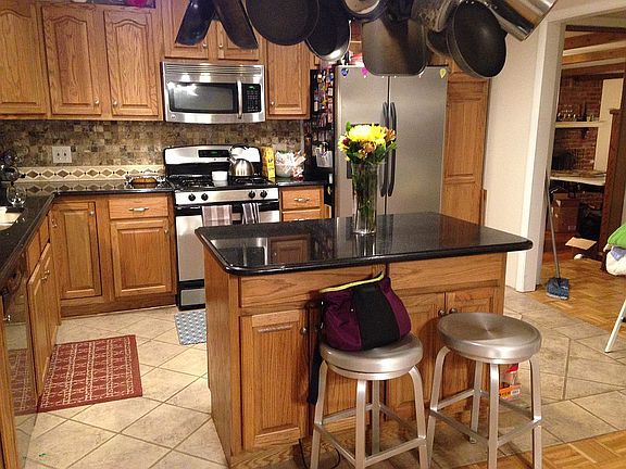 Eat in kitchen