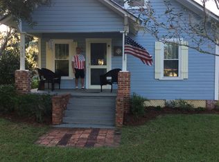 306 Elbert St, Darien, GA 31305